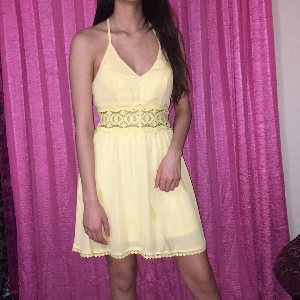 Yellow Dress Lace Middle Buttons V Neck Straps